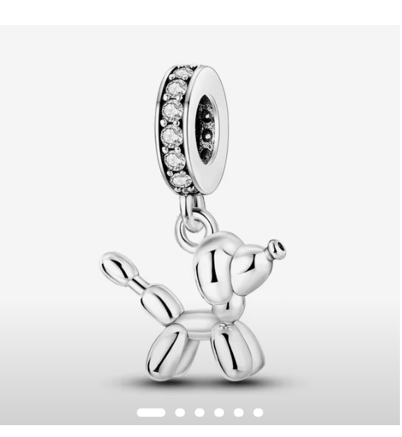 Charm Doggy detail 2