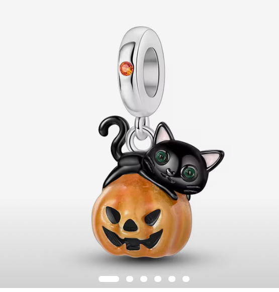 Charm Halloween Kitty